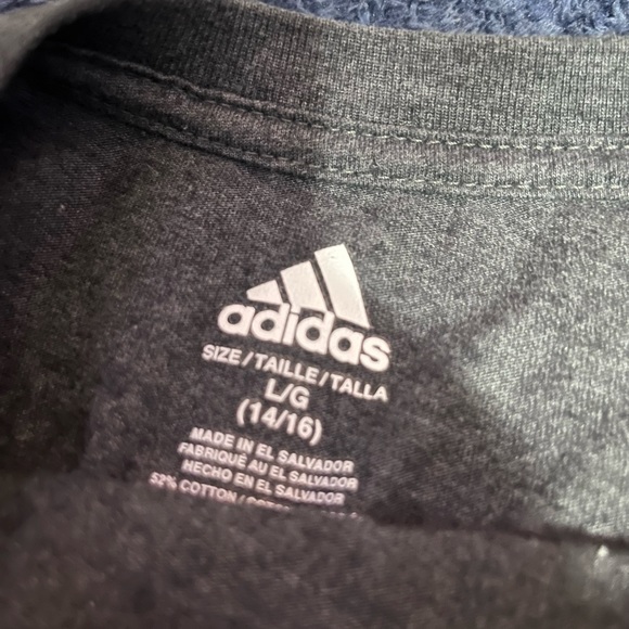 Boys adidas shirt - Picture 2 of 2